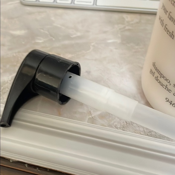 Philosophy Cream Body Wash with Fresh Cream Scent - Picture 6 of 6